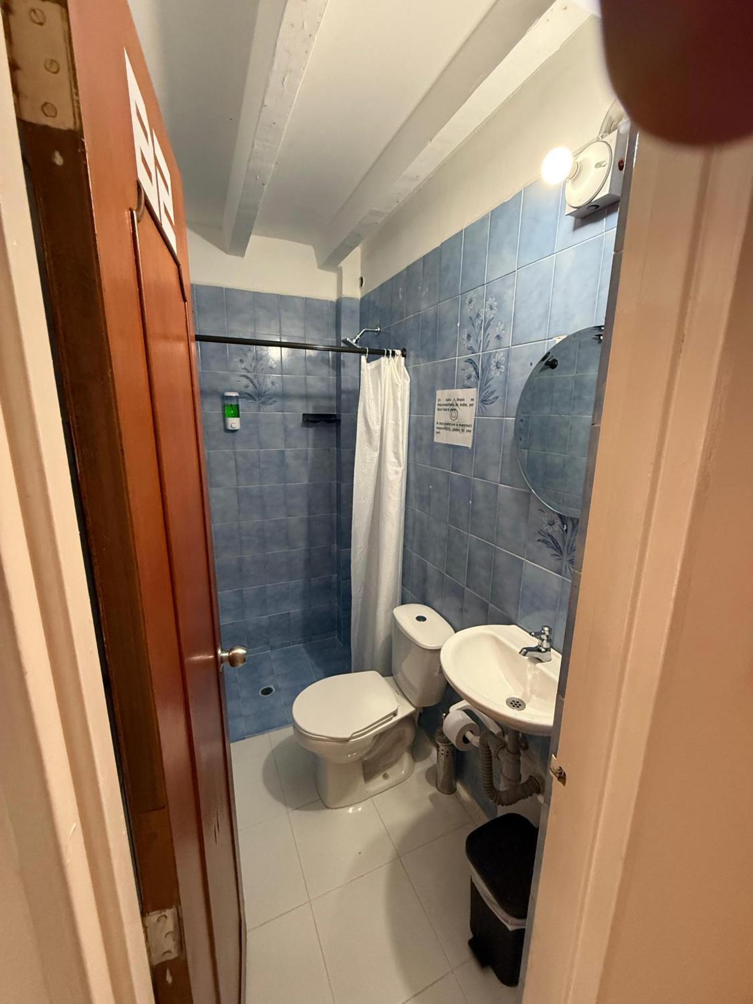 Guest house Road Living Medellin