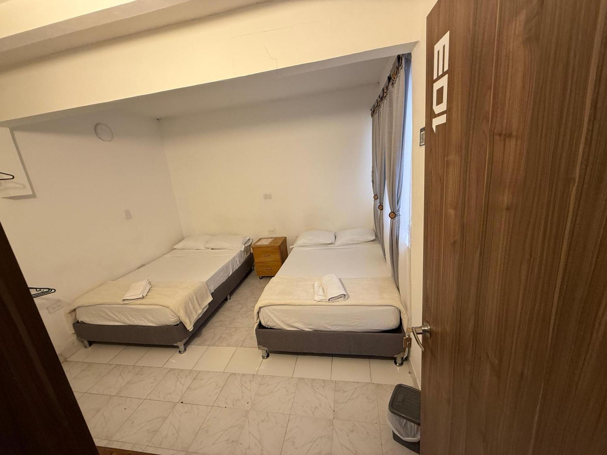 Guest house Road Living Medellin